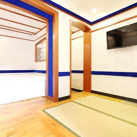 Phoenix Pavilion Hot Spring Hotel Тайпей Екстериор снимка