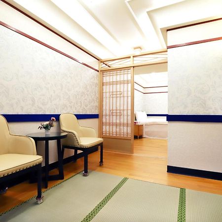 Phoenix Pavilion Hot Spring Hotel Тайпей Екстериор снимка