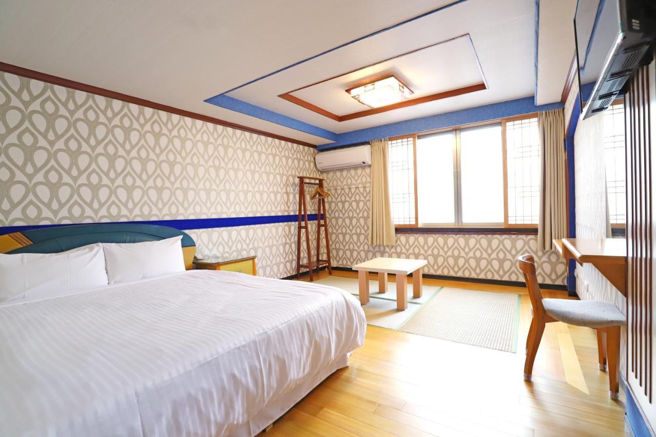 Phoenix Pavilion Hot Spring Hotel Тайпей Екстериор снимка