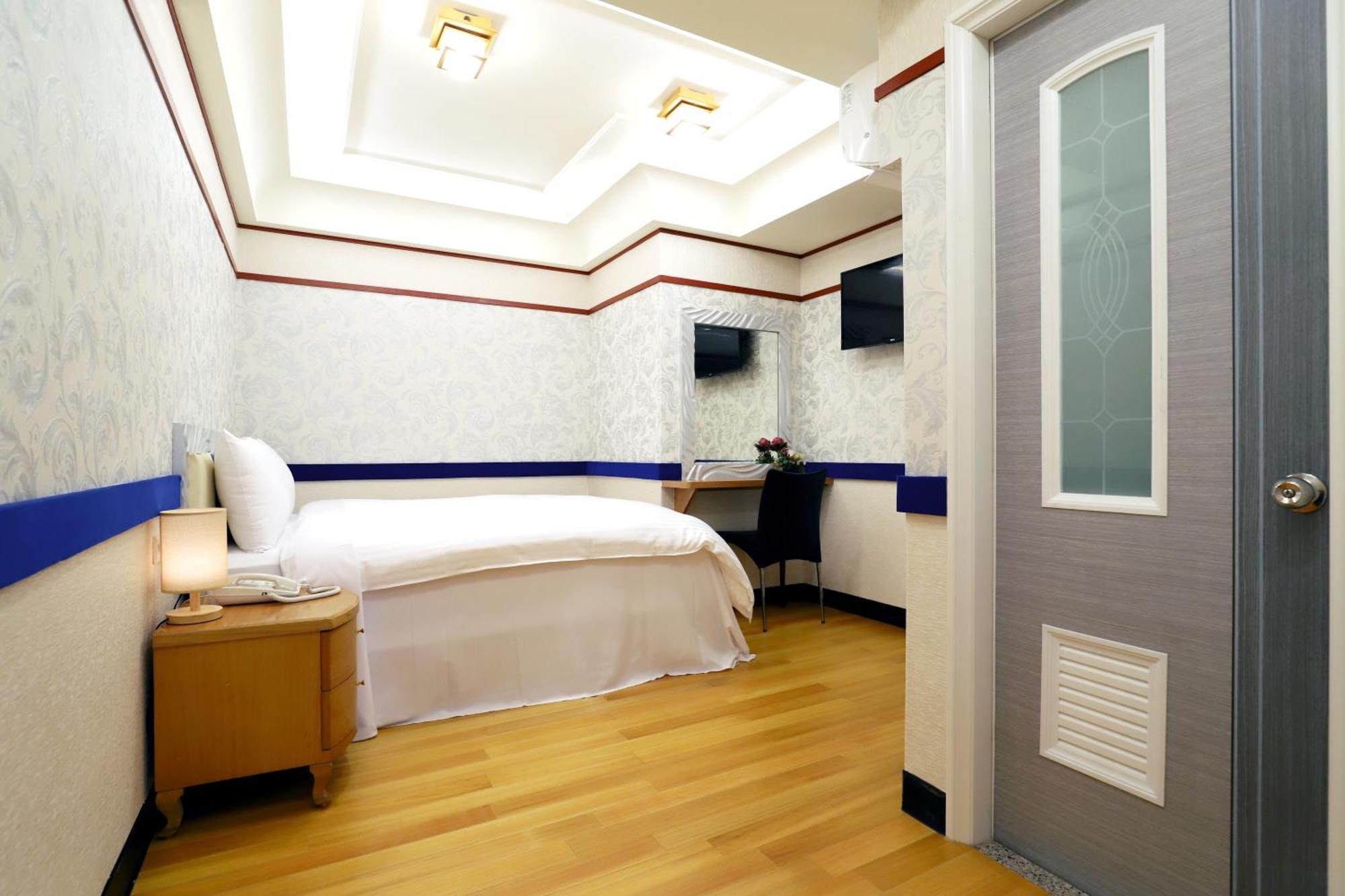 Phoenix Pavilion Hot Spring Hotel Тайпей Екстериор снимка
