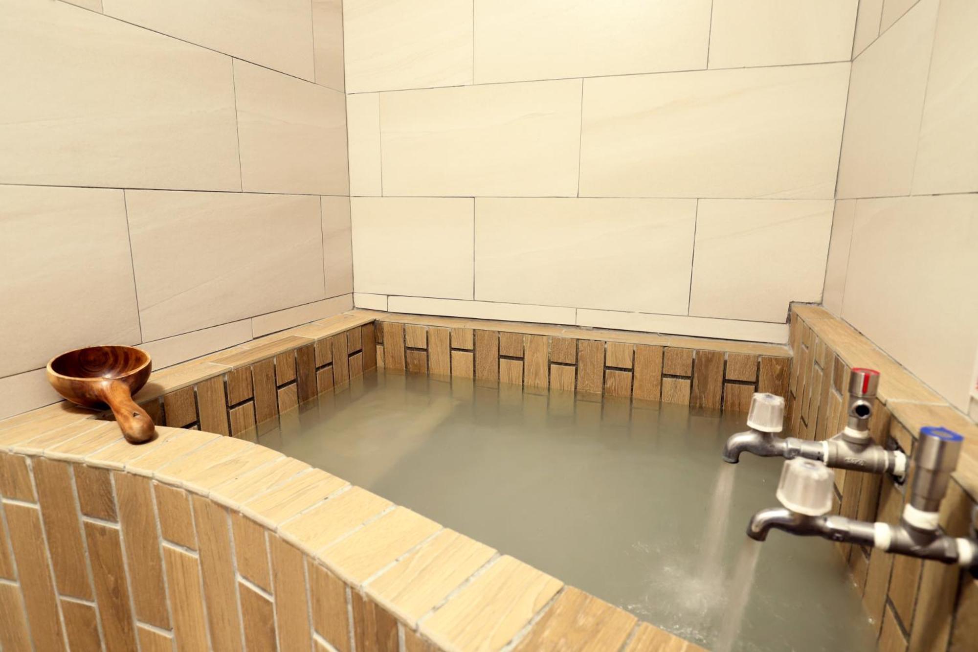 Phoenix Pavilion Hot Spring Hotel Тайпей Екстериор снимка