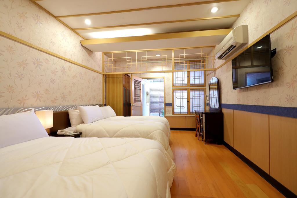 Phoenix Pavilion Hot Spring Hotel Тайпей Екстериор снимка